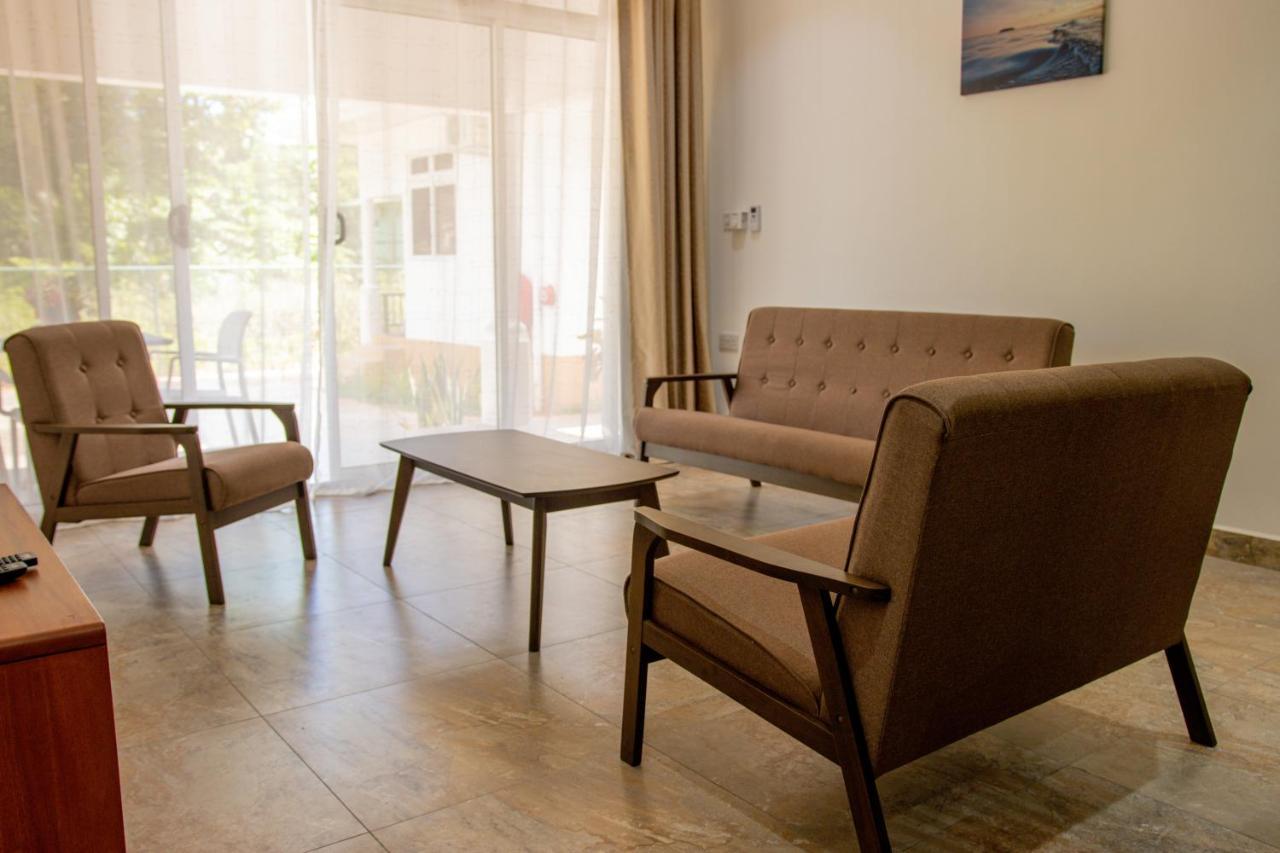 Macmillan'S Holiday Villas Гранд-Анс Екстер'єр фото